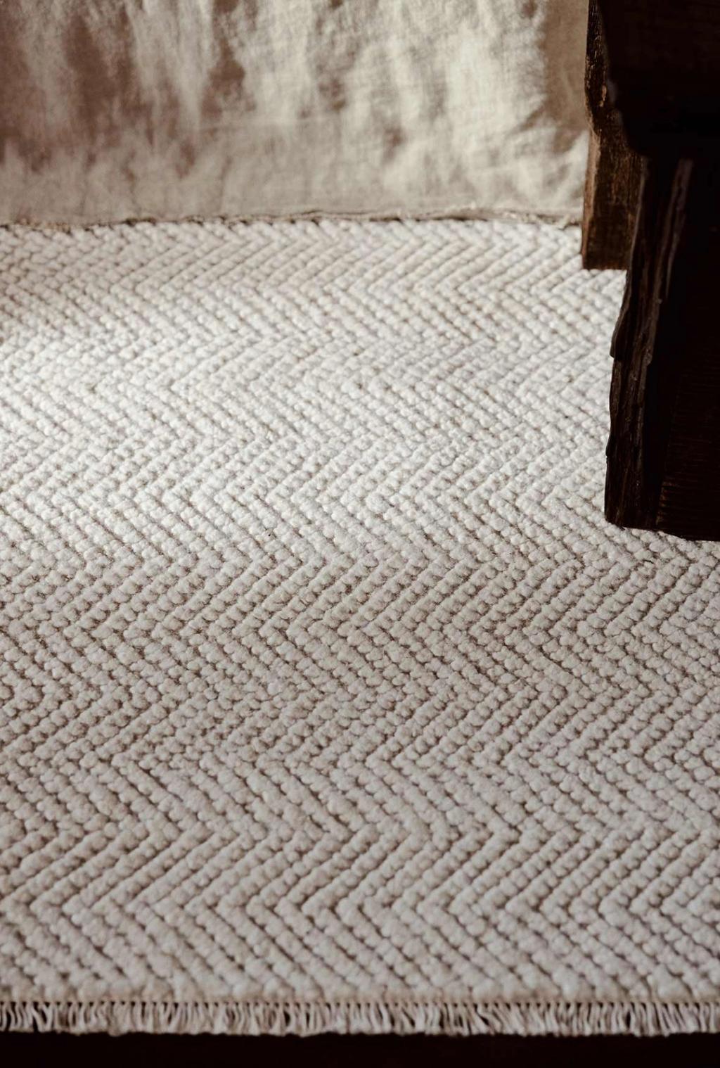 Armadillo Crest - Poplin