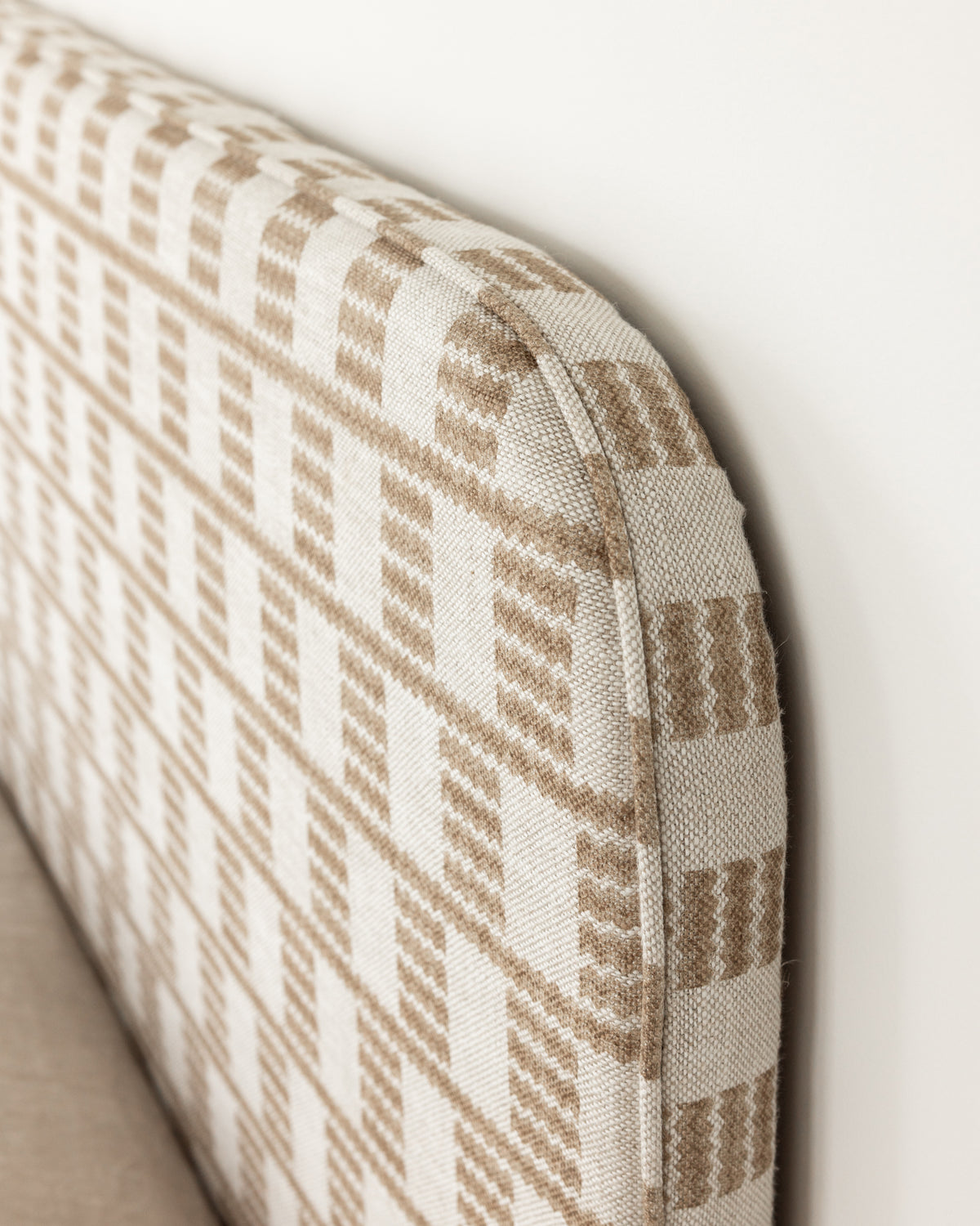 Fermoie Headboard | Queen Cove