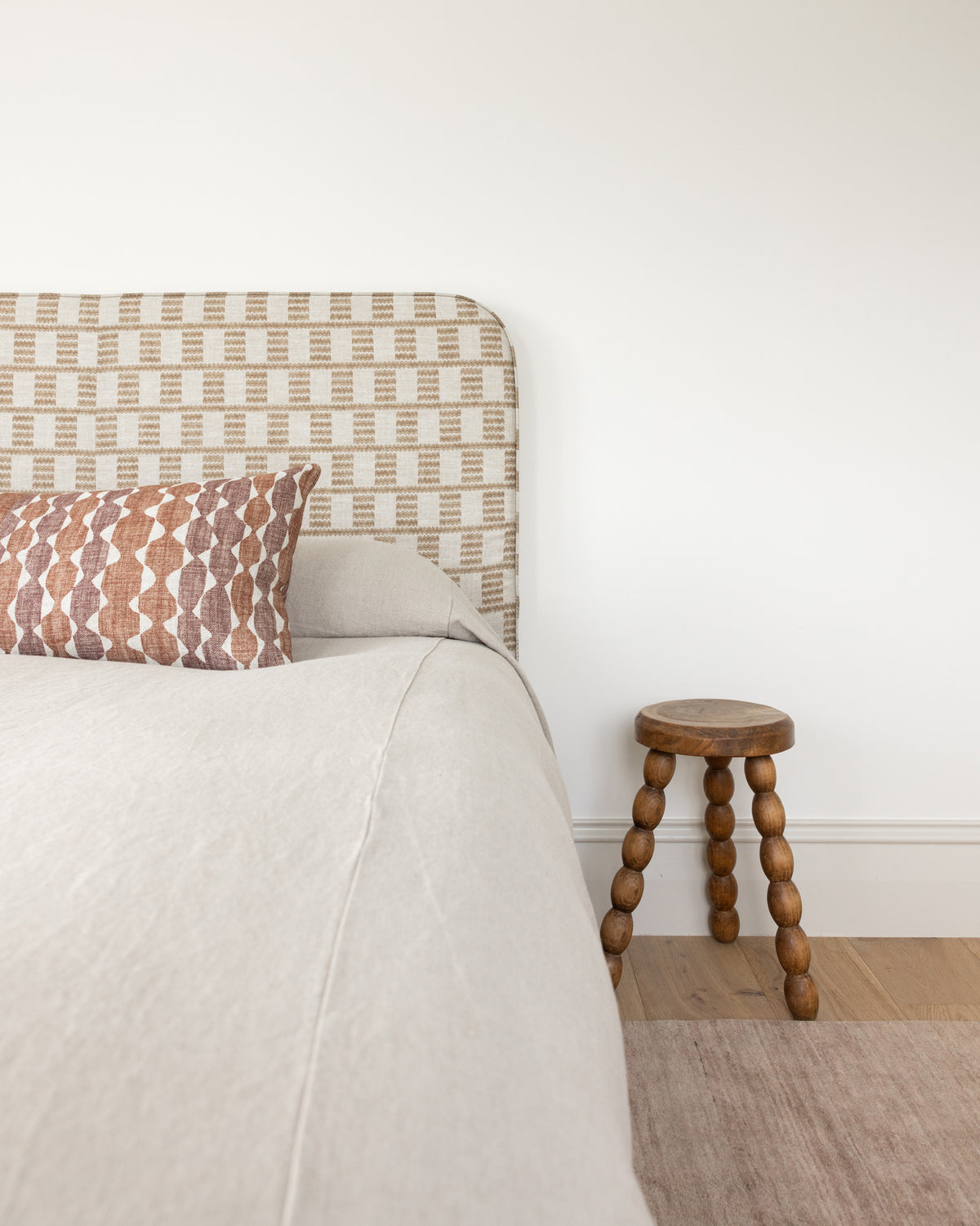 Fermoie Headboard | Queen Cove