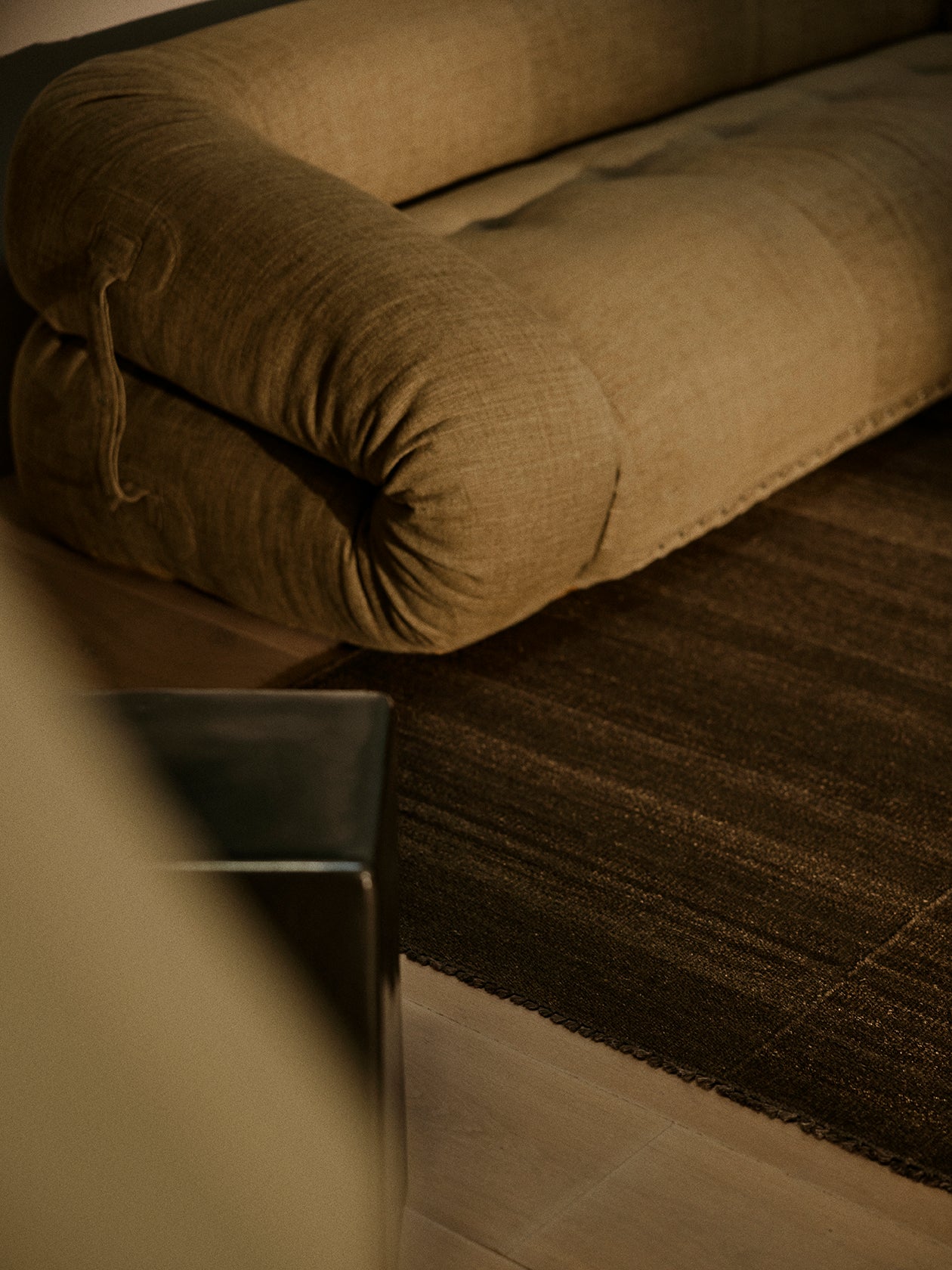 Armadillo Selva - Walnut