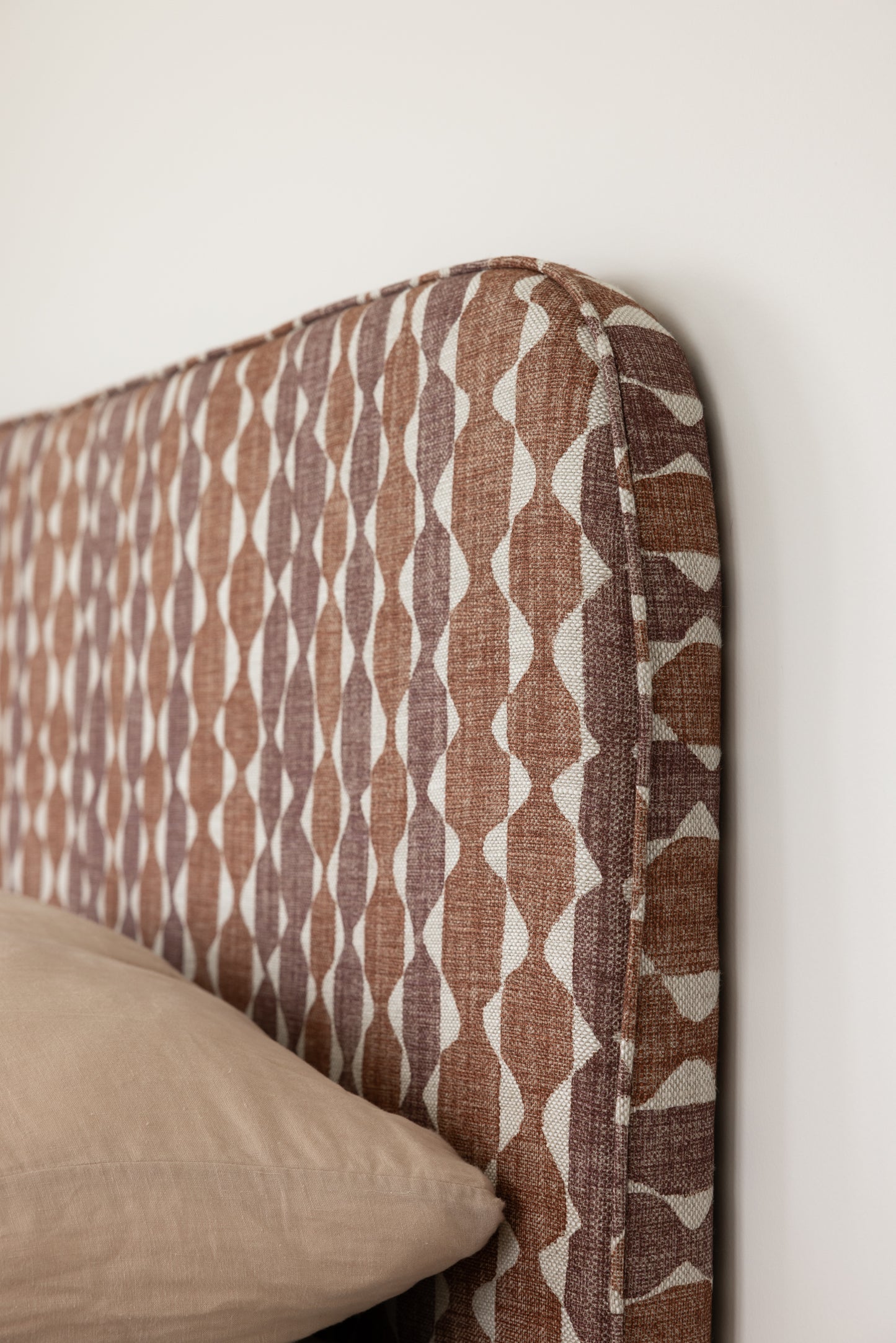 Fermoie Headboard