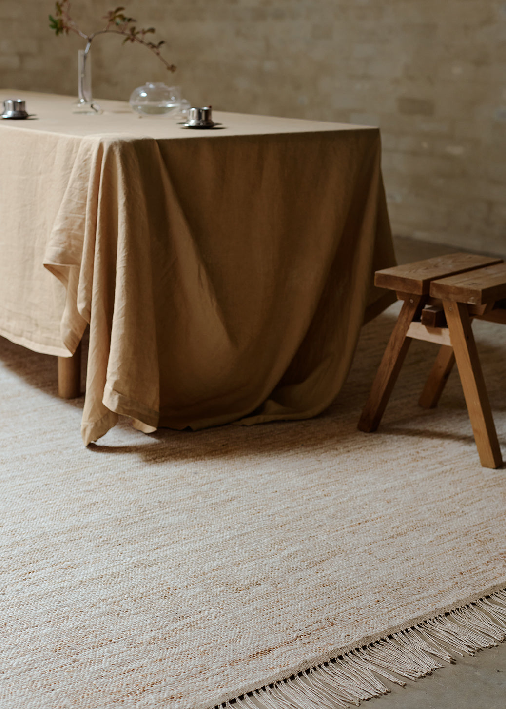 Armadillo Willow - Eggshell