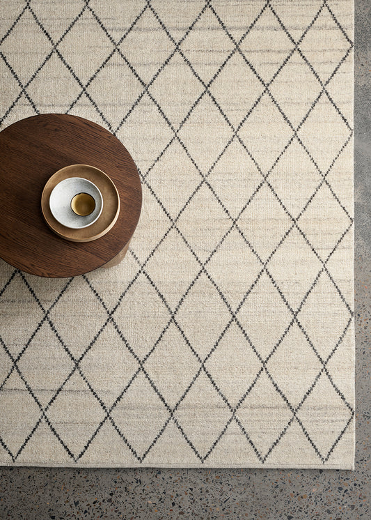 Armadillo Atlas - Natural