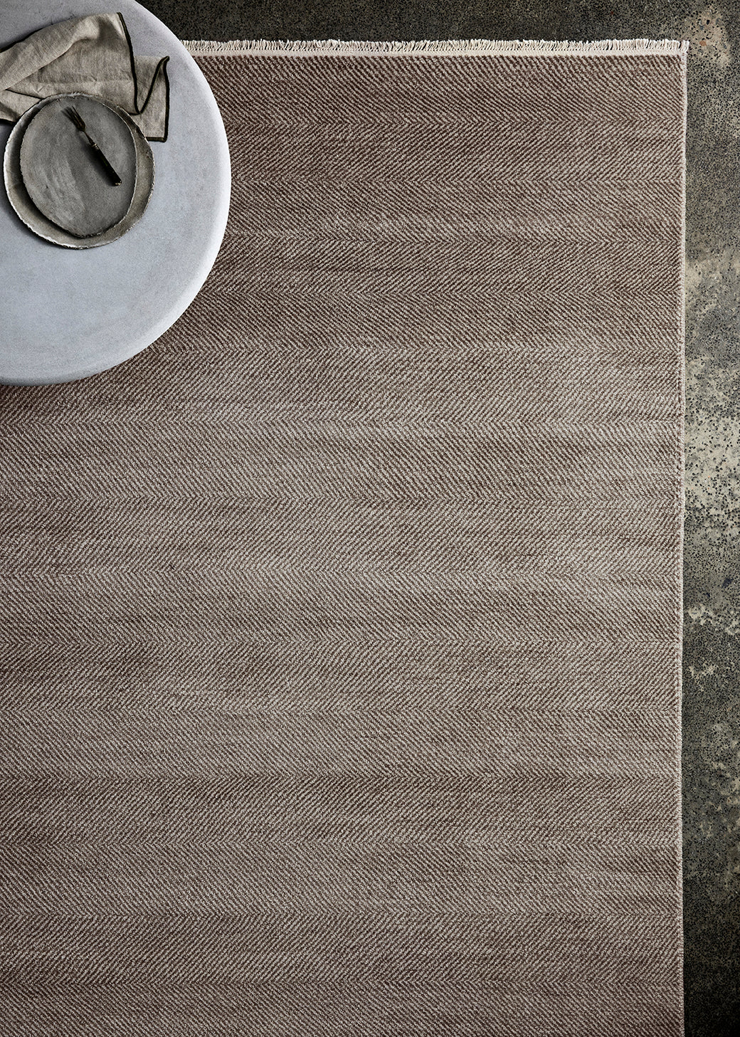 Armadillo Persian | Babylon - Sterling & Bronze