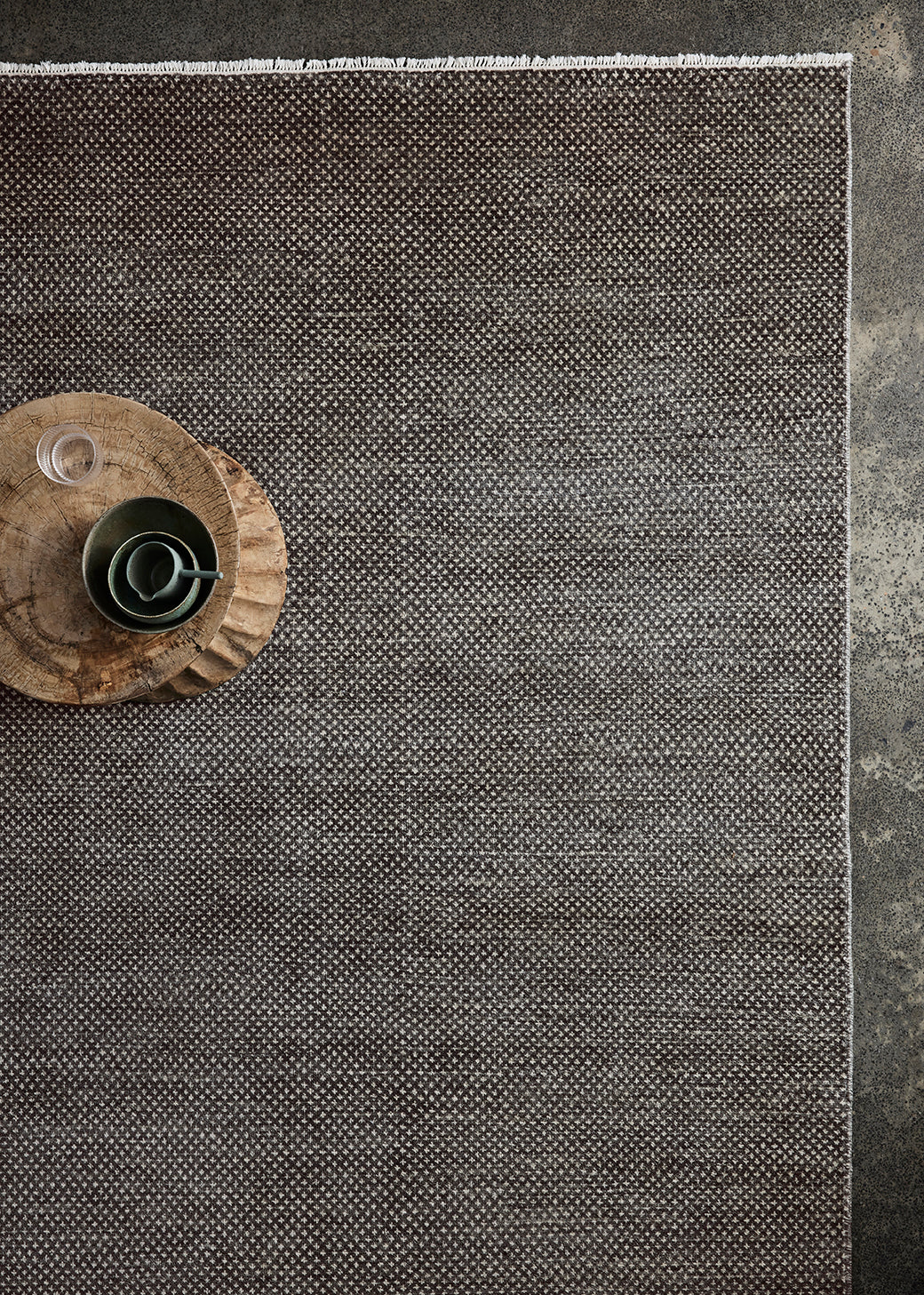 Armadillo Persian | Leila - Graphite & Sterling