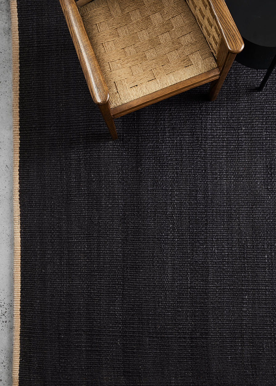 Armadillo Nest - Charcoal