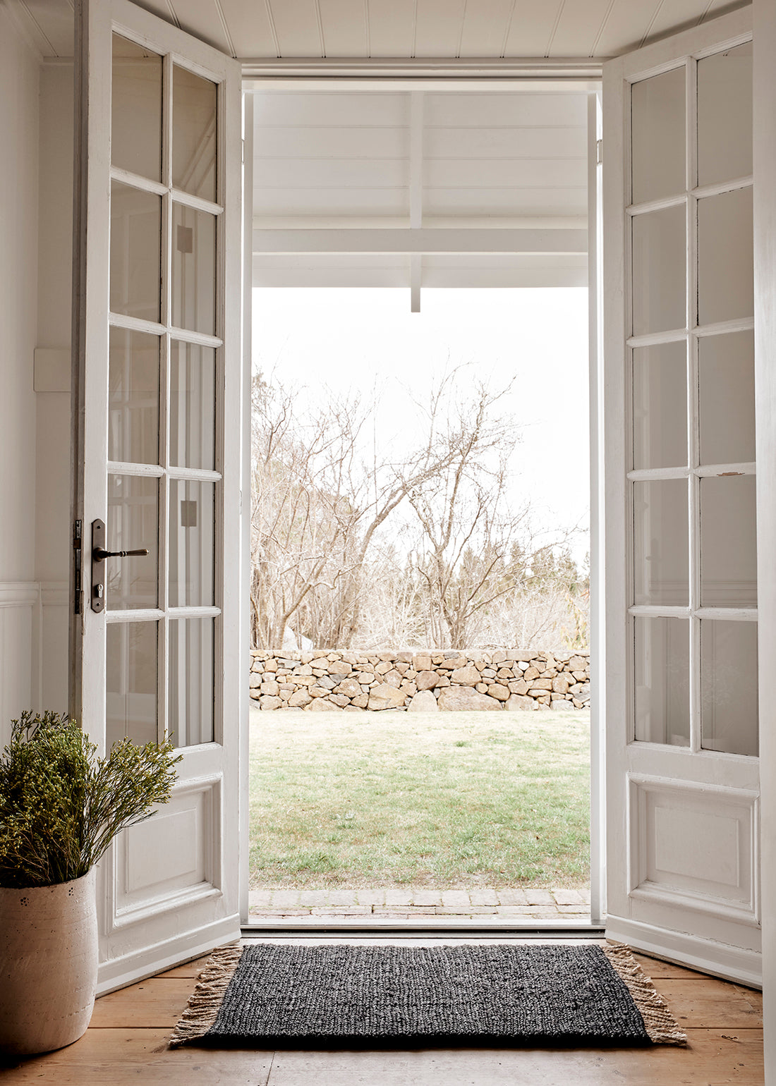 Armadillo Sahara Nook - Charcoal