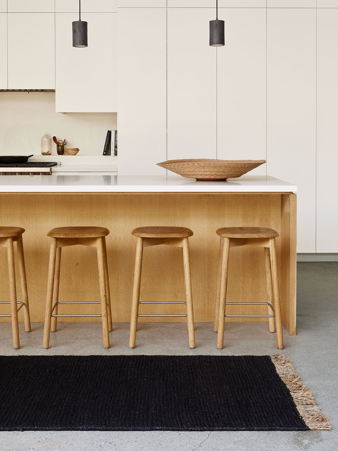 Armadillo Sahara Nook - Charcoal