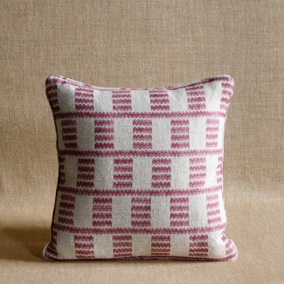 Fermoie Cushion in Pink Cove