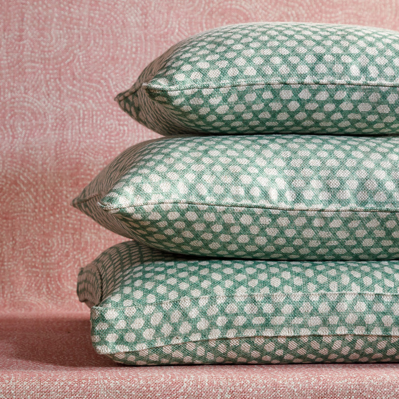 Fermoie Cushion in Green Wicker